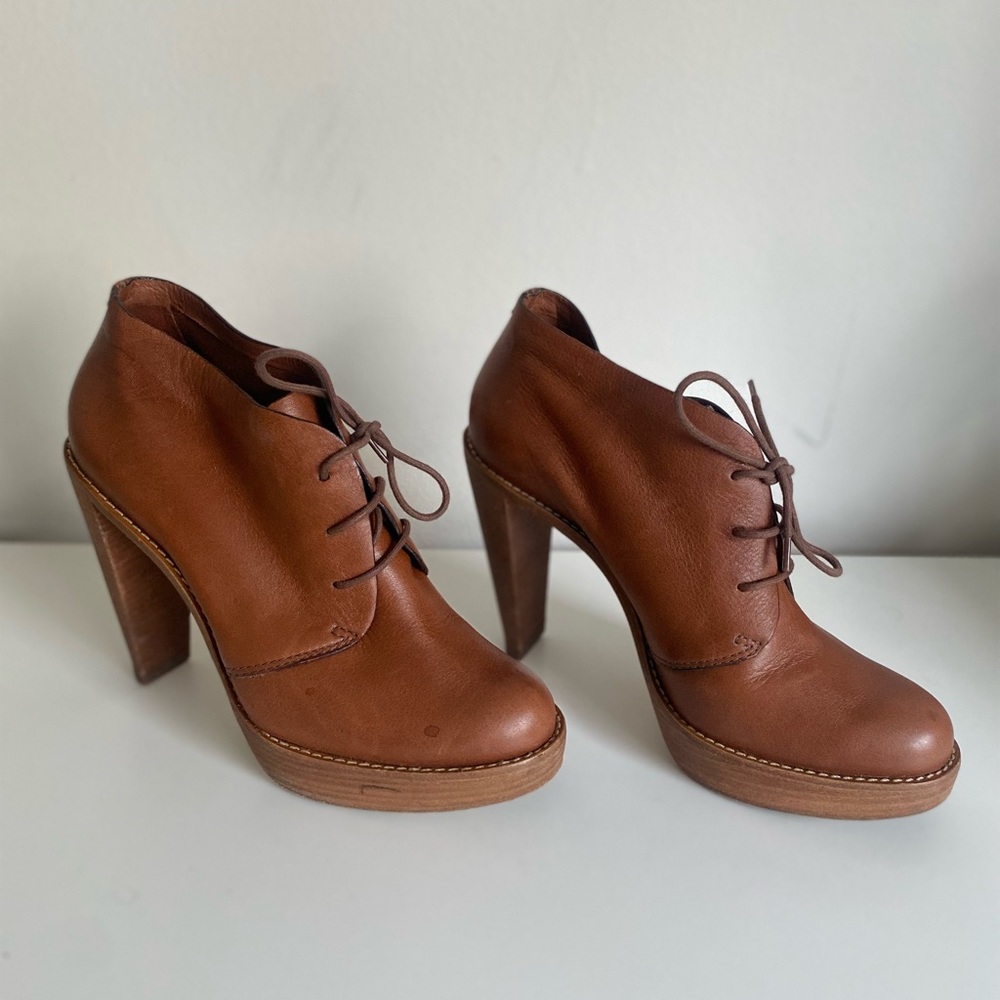 Women's Brown Air Stephanie Laceup Ankle Boots